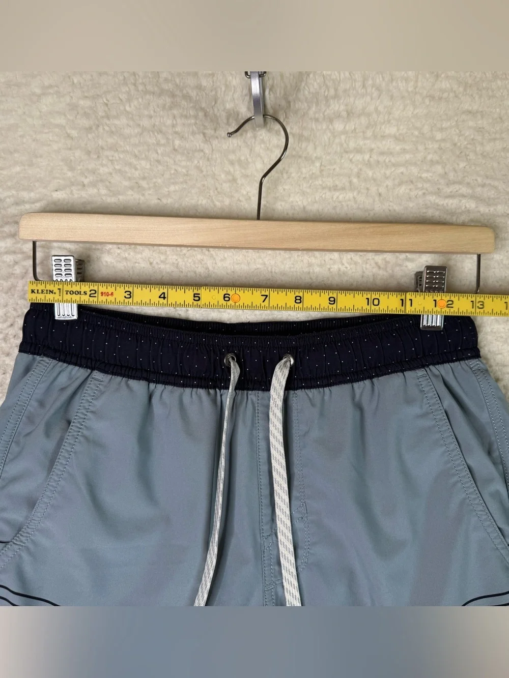 Vuori Kore Short Lined Athletic Shorts V302 Light Blue Green Men's Size XS